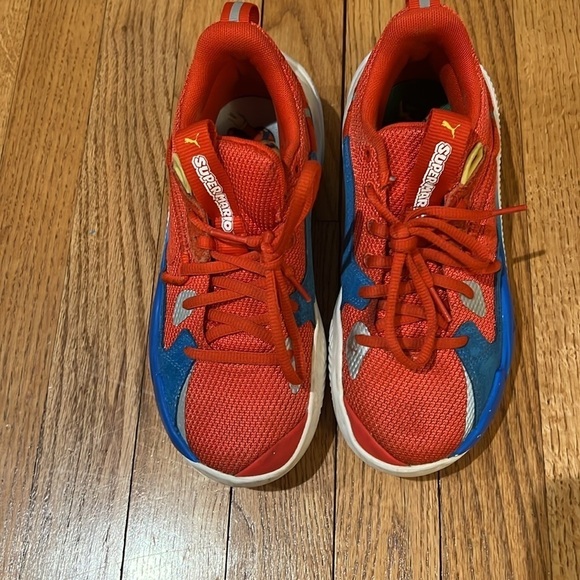 Mario Bros pumas super Mario 64 RS
Dramers snickers Red. - Picture 2 of 4